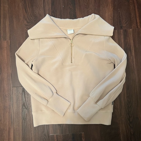 Varley Vine Half-Zip Pullover - Picture 3 of 3